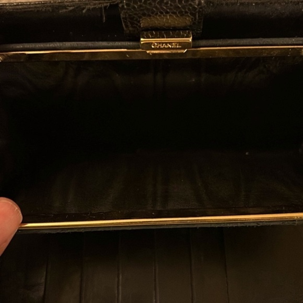 Chanel Long Kisslock Wallet - Picture 5 of 8